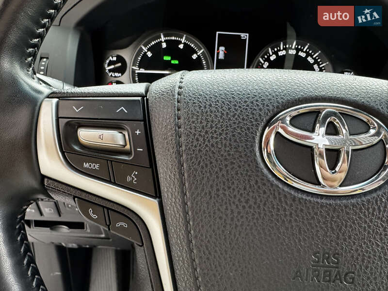 Позашляховик / Кросовер Toyota Land Cruiser 2020 в Києві