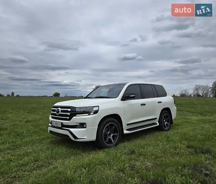 Позашляховик / Кросовер Toyota Land Cruiser 2016 в 