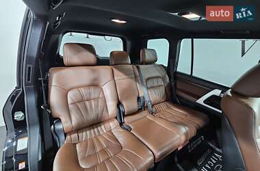 Внедорожник / Кроссовер Toyota Land Cruiser 2018 в 