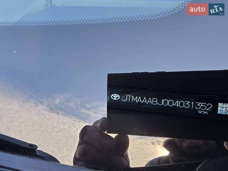 Внедорожник / Кроссовер Toyota Land Cruiser 2022 в Иршаве