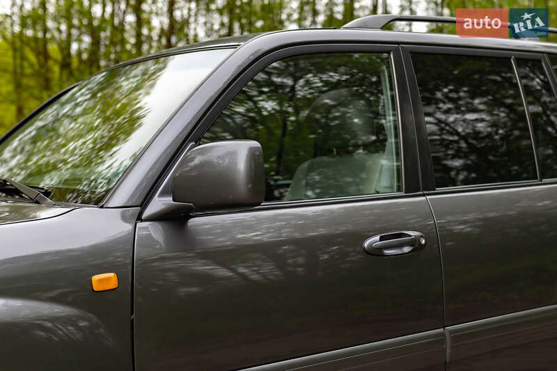 Позашляховик / Кросовер Toyota Land Cruiser 2006 в Трускавці фото 19 Позашляховик / Кросовер Toyota Land Cruiser 2006 в Трускавці