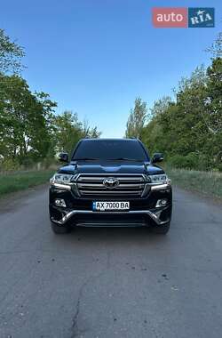 Внедорожник / Кроссовер Toyota Land Cruiser 2016 в Харькове