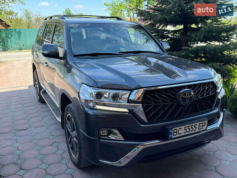 Внедорожник / Кроссовер Toyota Land Cruiser 2018 в Бродах