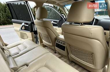 Позашляховик / Кросовер Toyota Land Cruiser 2017 в 