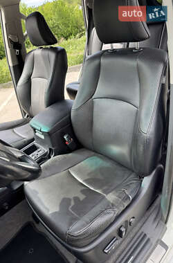 Внедорожник / Кроссовер Toyota Land Cruiser 2012 в 