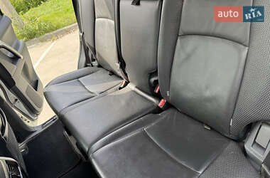 Внедорожник / Кроссовер Toyota Land Cruiser 2012 в 