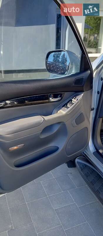 Позашляховик / Кросовер Toyota Land Cruiser 2007 в Драгово