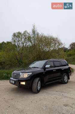 Позашляховик / Кросовер Toyota Land Cruiser 2010 в 