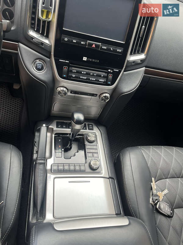 Позашляховик / Кросовер Toyota Land Cruiser 2017 в Вінниці