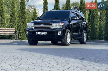 Позашляховик / Кросовер Toyota Land Cruiser 2013 в 