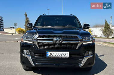 Позашляховик / Кросовер Toyota Land Cruiser 2020 в 