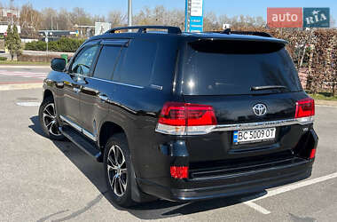 Позашляховик / Кросовер Toyota Land Cruiser 2020 в 