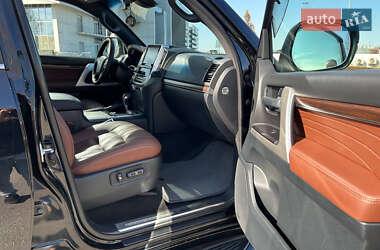 Позашляховик / Кросовер Toyota Land Cruiser 2020 в 
