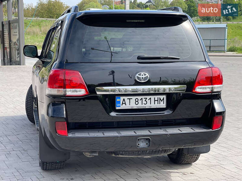 Внедорожник / Кроссовер Toyota Land Cruiser 2010 в Львове