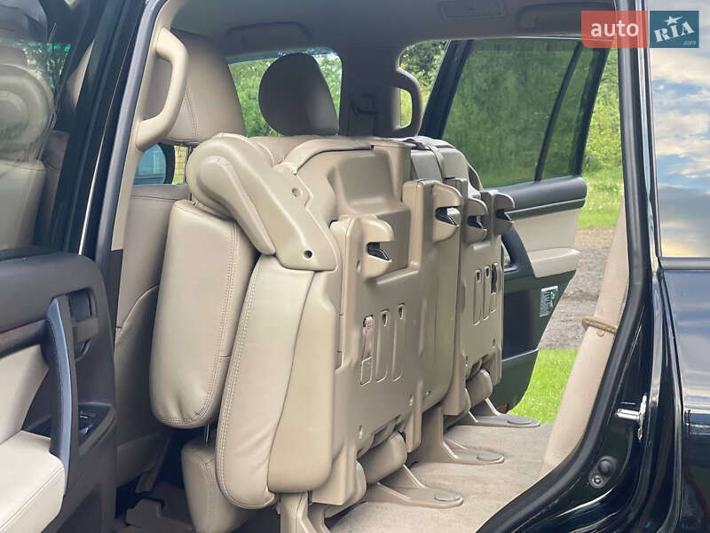 Внедорожник / Кроссовер Toyota Land Cruiser 2010 в Львове