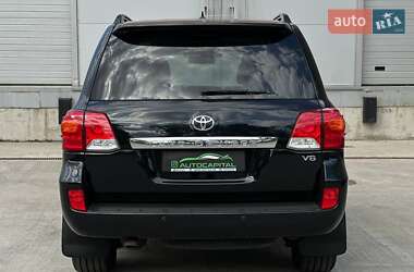 Позашляховик / Кросовер Toyota Land Cruiser 2014 в 