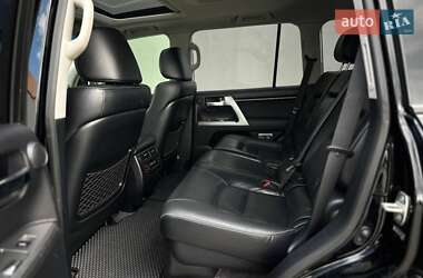 Позашляховик / Кросовер Toyota Land Cruiser 2014 в 