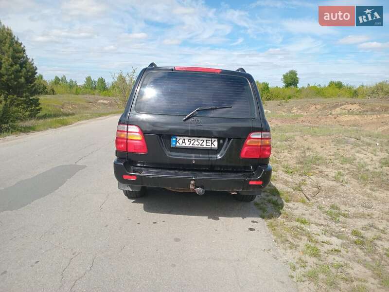 Внедорожник / Кроссовер Toyota Land Cruiser 2001 в Шепетовке