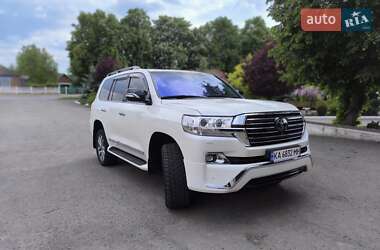 Внедорожник / Кроссовер Toyota Land Cruiser 2018 в 