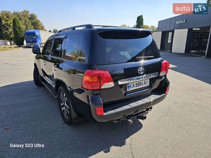 Внедорожник / Кроссовер Toyota Land Cruiser 2012 в Сквире