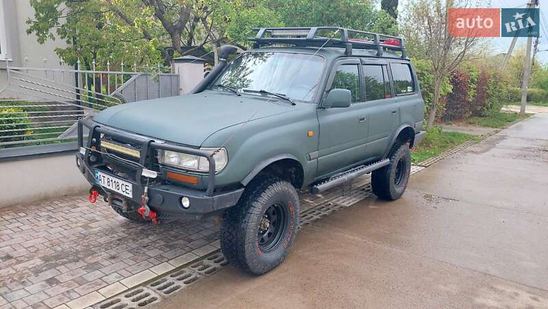 Внедорожник / Кроссовер Toyota Land Cruiser 1997 в Ивано-Франковске