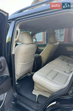 Внедорожник / Кроссовер Toyota Land Cruiser 2009 в 