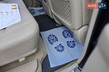 Внедорожник / Кроссовер Toyota Land Cruiser 2006 в 