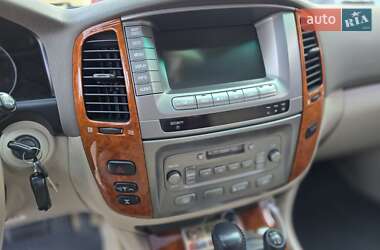 Внедорожник / Кроссовер Toyota Land Cruiser 2006 в 