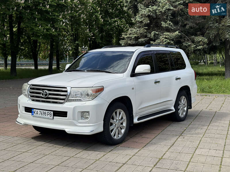 Внедорожник / Кроссовер Toyota Land Cruiser 2011 в Киеве