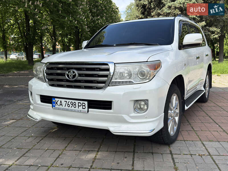 Внедорожник / Кроссовер Toyota Land Cruiser 2011 в Киеве