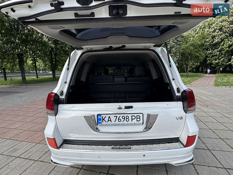 Внедорожник / Кроссовер Toyota Land Cruiser 2011 в Киеве