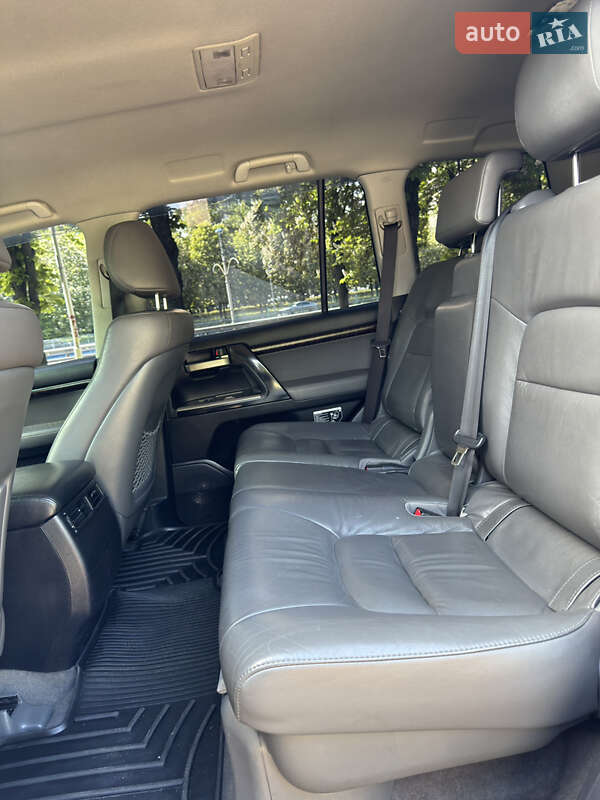 Внедорожник / Кроссовер Toyota Land Cruiser 2011 в Киеве