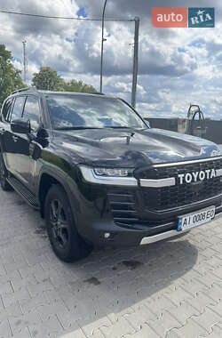 Внедорожник / Кроссовер Toyota Land Cruiser 2022 в 