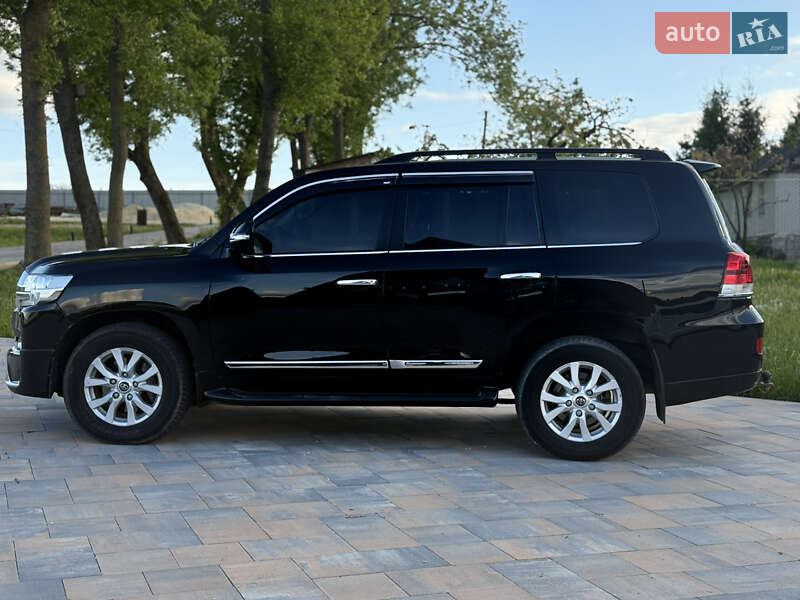 Внедорожник / Кроссовер Toyota Land Cruiser 2020 в Лановцах