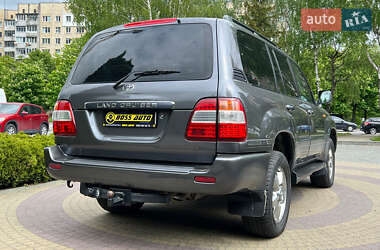 Внедорожник / Кроссовер Toyota Land Cruiser 2006 в 