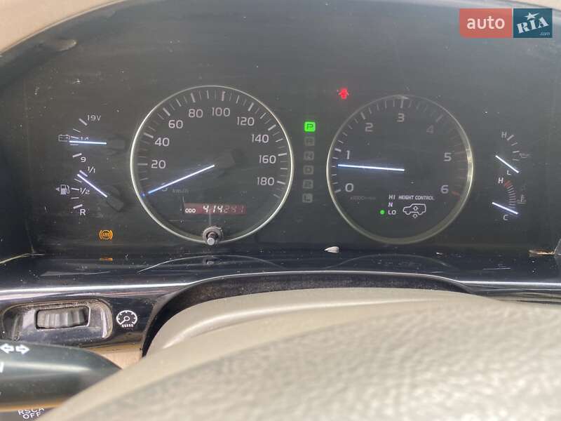 Внедорожник / Кроссовер Toyota Land Cruiser 2003 в Черновцах