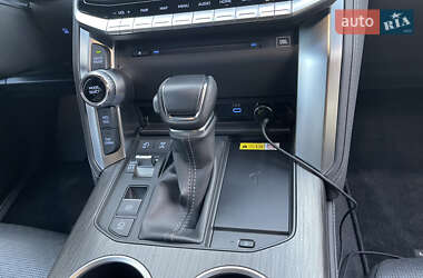 Внедорожник / Кроссовер Toyota Land Cruiser 2022 в 