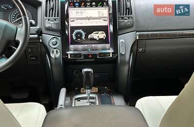 Внедорожник / Кроссовер Toyota Land Cruiser 2010 в 