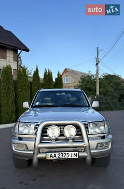 Внедорожник / Кроссовер Toyota Land Cruiser 2005 в Киеве