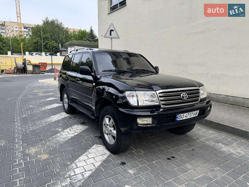 Toyota Land Cruiser 2004