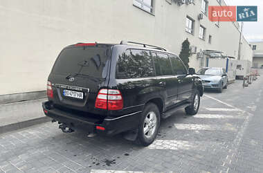 Внедорожник / Кроссовер Toyota Land Cruiser 2004 в 