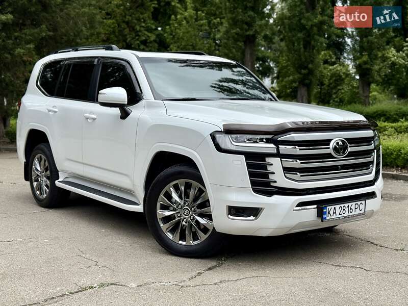 Toyota Land Cruiser 2023