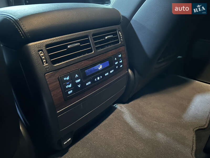 Позашляховик / Кросовер Toyota Land Cruiser 2020 в Києві