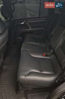 Позашляховик / Кросовер Toyota Land Cruiser 2012 в 