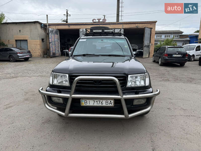 Внедорожник / Кроссовер Toyota Land Cruiser 2001 в Полтаве