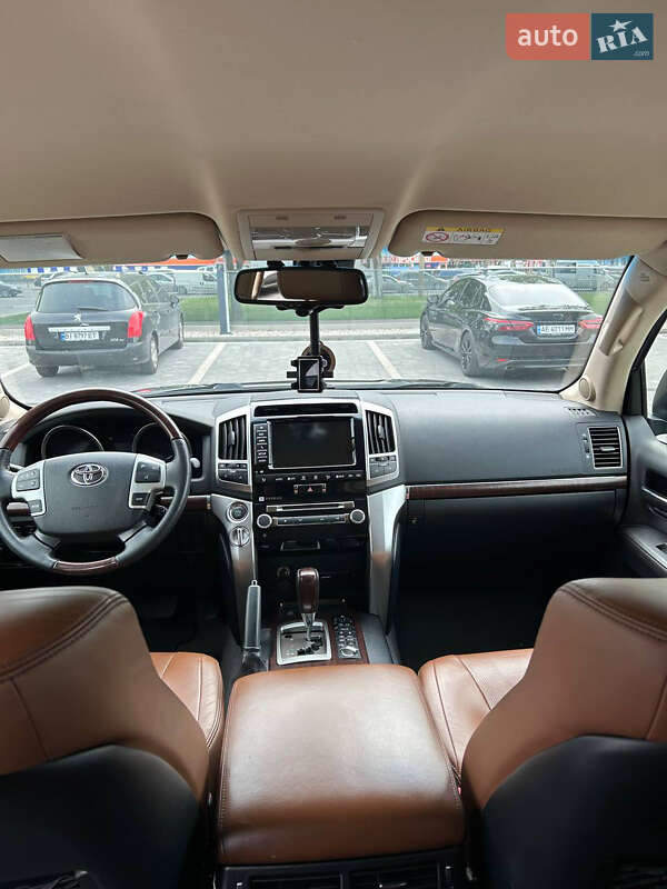 Внедорожник / Кроссовер Toyota Land Cruiser 2014 в Днепре