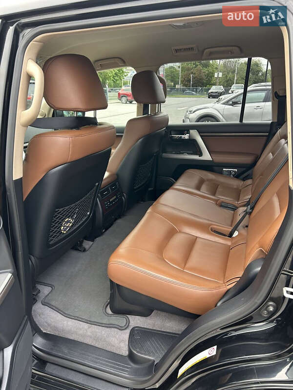 Внедорожник / Кроссовер Toyota Land Cruiser 2014 в Днепре