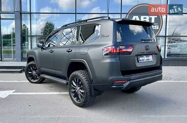 Внедорожник / Кроссовер Toyota Land Cruiser 2022 в 