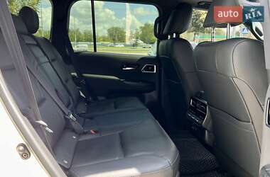 Внедорожник / Кроссовер Toyota Land Cruiser 2022 в 