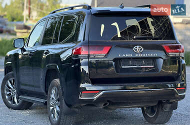 Позашляховик / Кросовер Toyota Land Cruiser 2023 в 